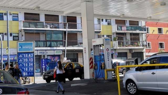 Axion y Shell aumentaron el precio de sus combustibles Axion y Shell aumentaron el precio de sus combustibles