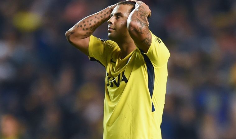 Cardona se lesionó y es baja ante Independiente