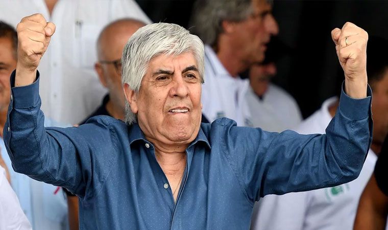 Difunden video de Hugo Moyano tomando OCA por la fuerza