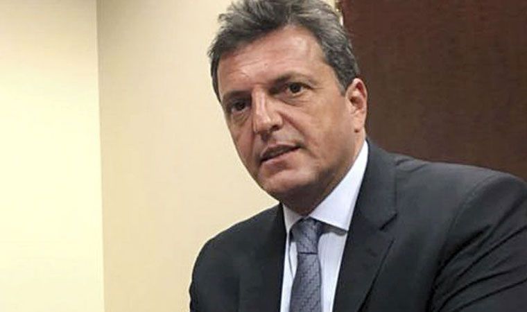 Massa cruza al gobierno por los aumentos
