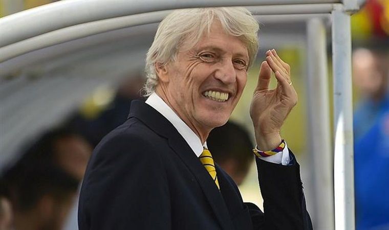 Esteban 'Cuchu' Cambiasso sigue sonando para sumarse al cuerpo técnico de Colombia
