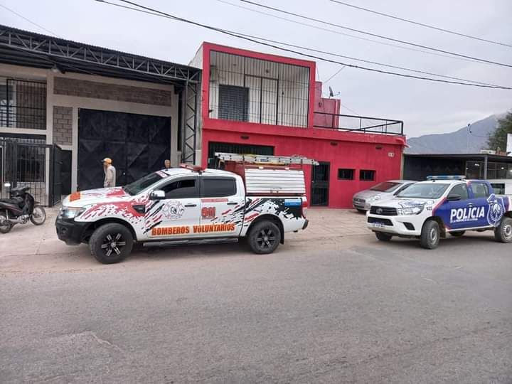 Un obrero sufrió lesiones de consideración tras caer de aproximadamente 2 metros de altura