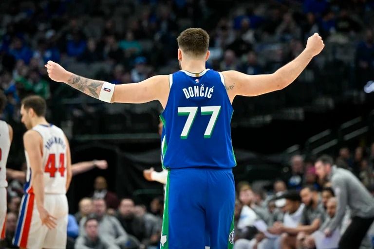 Luka Doncic Tuvo Otra Noche Especial En La Nba 53 Puntos Para Igualar Un Récord De Michael Jordan 7966