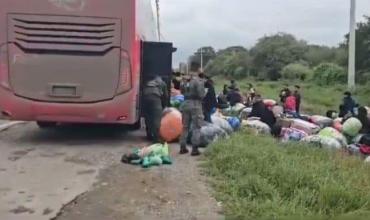 Secuestran en Catamarca un colectivo de tours de compras que tenía como destino La Rioja