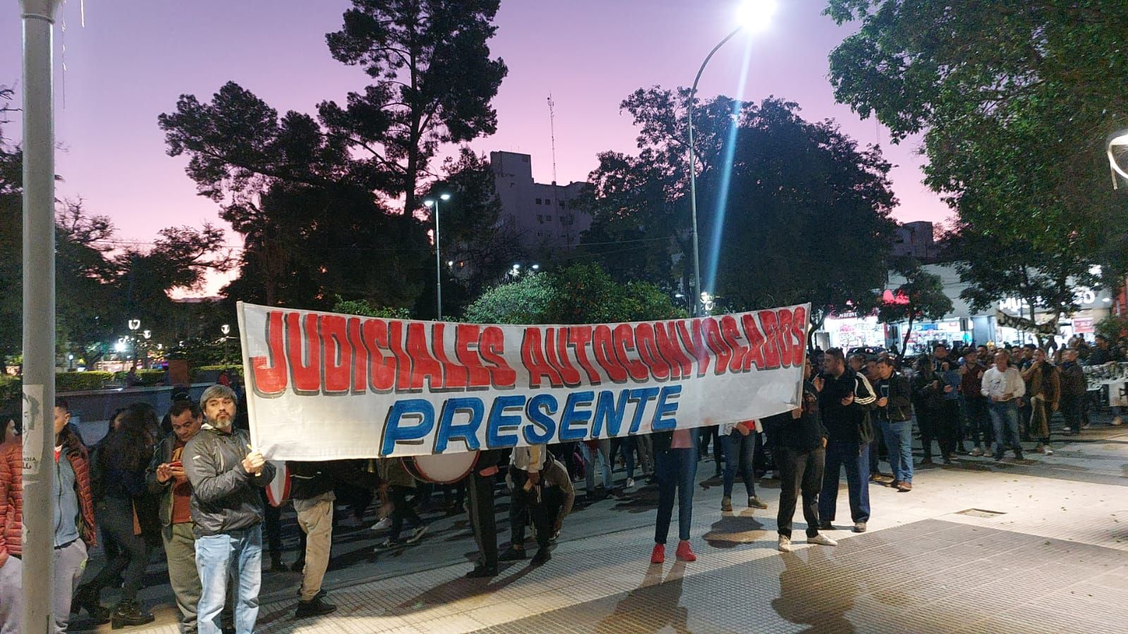 Importante Marcha De Empleados Judiciales En El Centro Riojano