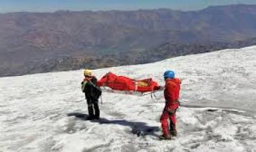 Hallaron a un escalador americano momificado 22 años después en Perú