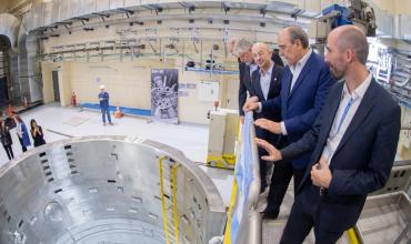 Francos visitó las instalaciones del que será el reactor para la producción de radioisótopos "más moderno del mundo"