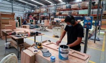 Advierten que el escenario contractivo en consumo y producción persiste en las pymes