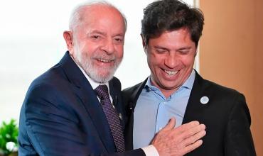 Axel Kicillof se reunió con Lula en México y ambos expresaron su “preocupación” por el rumbo de Argentina