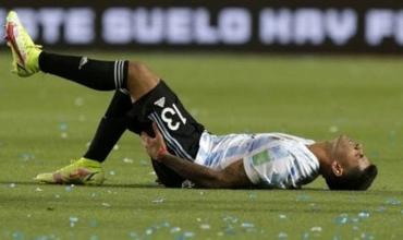 Cuti Romero sufrió una lesión de ligamentos con el Tottenham pero Scaloni lo convocó igual