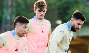 Con Messi y otros 19 jugadores, la Selección puso primera en Ezeiza para el último objetivo del año