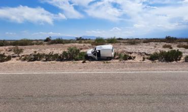 Volcó camioneta por Ruta Nacional N° 60