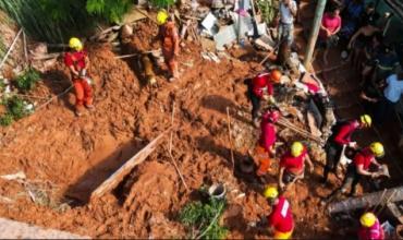 Brasil: al menos 10 muertos y 3 desaparecidos por un deslizamiento de tierra