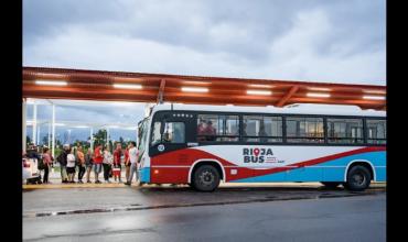 Aumentó 50% el boleto de Rioja Bus en Capital: se disparó a 450 pesos