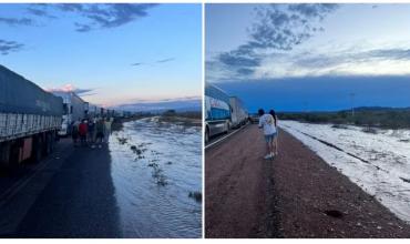 Límite con La Rioja: Decenas de sanjuaninos quedaron varados más de 9 horas en la ruta tras la tormenta