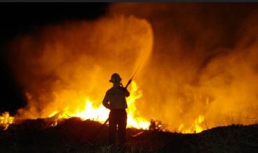 Los gobernadores de Chubut y Río Negro denuncian que los incendios son intencionales: “Van a terminar todos presos”