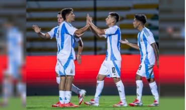 Argentina enfrenta a Brasil en el clásico y quiere dar un paso al título del Sudamericano Sub 20