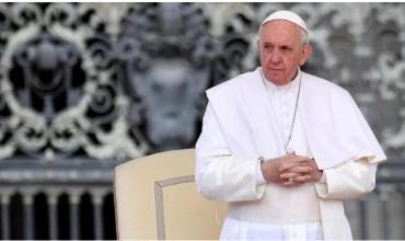 El papa Francisco no sufrió "ningún episodio de insuficiencia respiratoria", informó el Vaticano