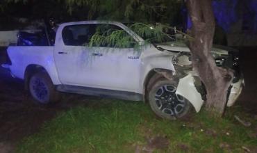 Conductor ebrio chocó contra un árbol en Milagro: tenía 1,64 g/l de alcohol en sangre