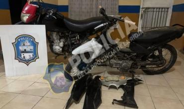 La Policia secuestró una motocicleta que fue robada y abandonada en Ruta 40