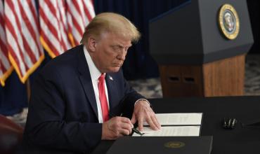 Trump insistió con la idea de que "le besan el trasero"