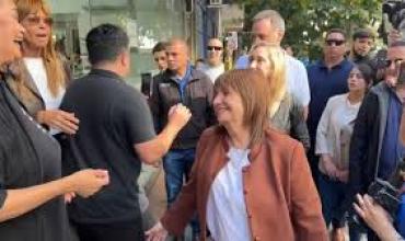 El cruce entre Patricia Bullrich y una vecina en Palermo: “Te votamos, pero no a vos”