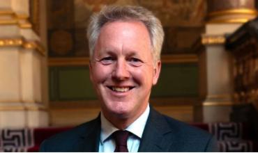 Gran Bretaña designó a su nuevo embajador en Argentina: quién es David Cairns