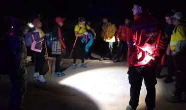 Rescatan a cuatro personas que realizaban trekking en el Cerro El Peñón