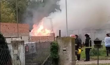 Denunciaron al portero de un jardín de infantes por abusar de una nena de 3 años e incendiaron su casa