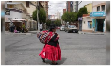 Crisis de combustible en Bolivia se agudizaba con largas filas