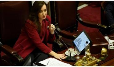 Una nueva renuncia en el Senado expone las dificultades de Victoria Villarruel como líder
