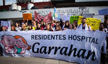 Los trabajadores del Garrahan apuntan contra el Gobierno: "Encima de pagarte muy poco, tratan de ensuciarte"