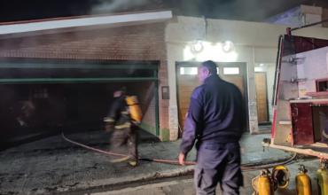 Incendio en una vivienda del centro: una mujer de 73 años resultó ilesa