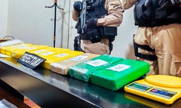 Santa Fe: secuestran casi 12 kilos de cocaína y tres millones de pesos en allanamientos