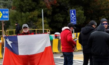 Dramática búsqueda en Chile: encuentran muerto a uno de los cinco mineros atrapados en una mina de cobre