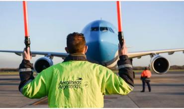 Anunciaron un paro de controladores aéreos desde el viernes