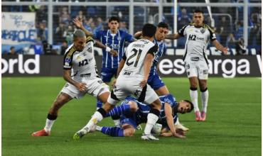 Con polémica, Godoy Cruz perdió 1-0 ante Atlético Mineiro y quedó eliminado en octavos de final