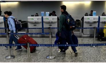 Hubo acuerdo con los controladores aéreos y levantan el paro del próximo sábado