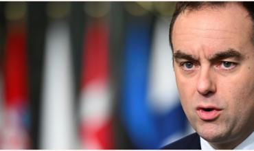 Francia: quién es Sébastien Lecornu, el nuevo primer ministro que estuvo a un paso de ser monje