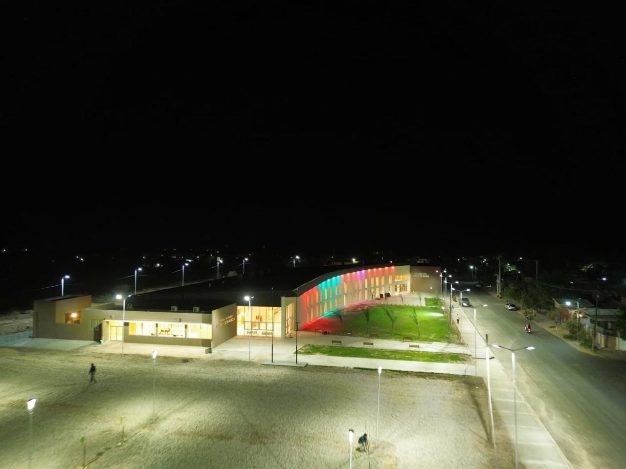 317531_1759239083.jpg