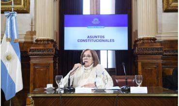 Sorpresivo guiño del kirchnerismo al Gobierno: firmó en disidencia el dictamen para reformar la ley de DNU