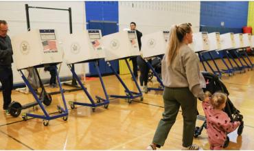 Elecciones locales en EEUU: alta participación en Nueva York mientras se define la alcaldía entre Mamdani, Cuomo y Sliwa