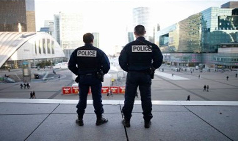 Policía francesa frustra ataque días antes de elecciones