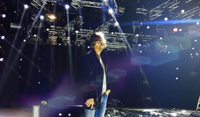 Dos hombres armados desvalijaron el estudio de Showmatch Dos hombres armados desvalijaron el estudio de Showmatch