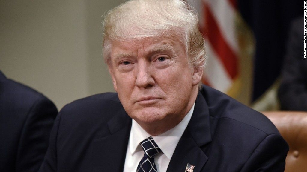 Desliga Casa Blanca el financiamiento del muro y ley sobre 'dreamers'