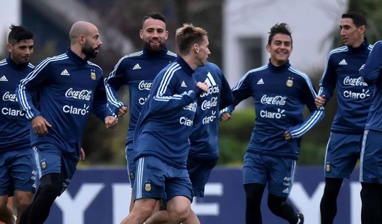 Mascherano y Messi se incorporaron al entrenamiento