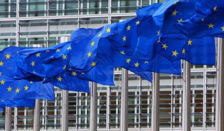 La UE saca a Panamá de su