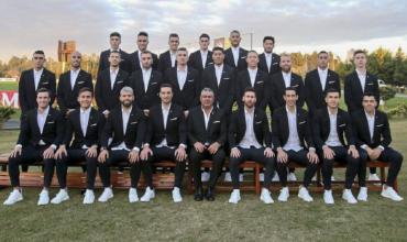 Saco, chupín y zapatillas: el look de la Selección para la foto oficial de la Copa America 2019