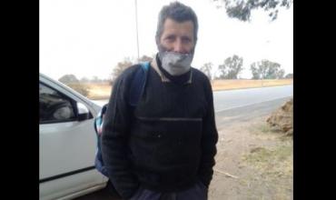 Le dieron una changa y decidió caminar 45 km hasta Córdoba