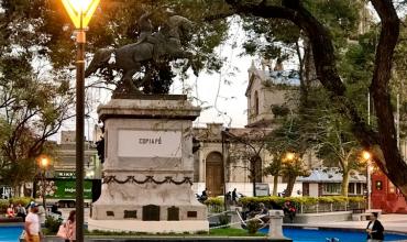 Licitan la refacción de la Plaza 25 de Mayo por casi $25 millones